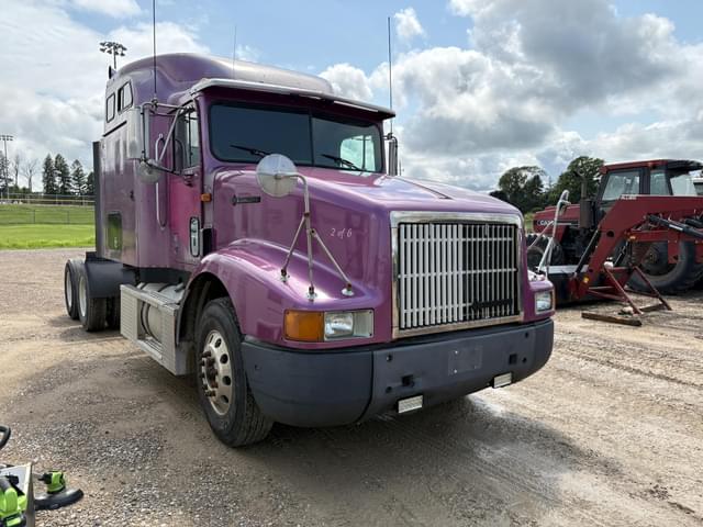 Image of International 9400 equipment image 1