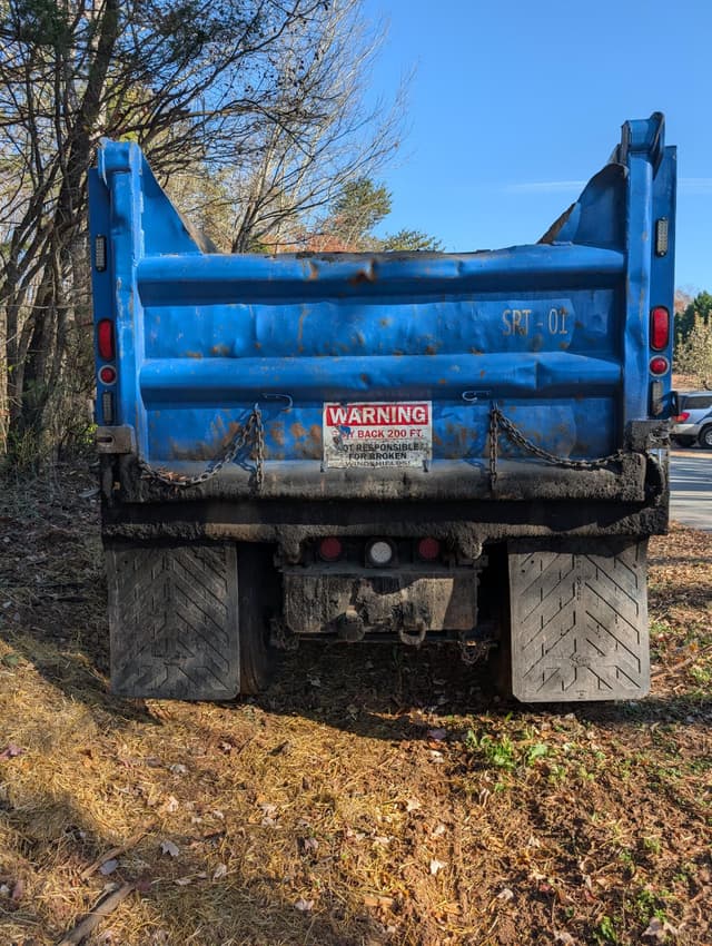 Image of International 9400 equipment image 2