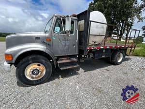 1996 International 4700 Image