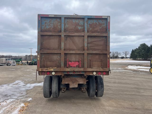 Image of International Paystar 5000 equipment image 3