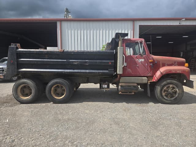 Image of International S2500 equipment image 3