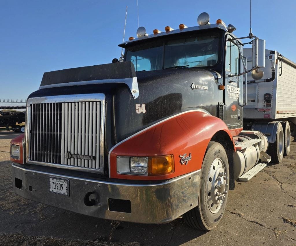 1996 International Eagle Equipment Image0