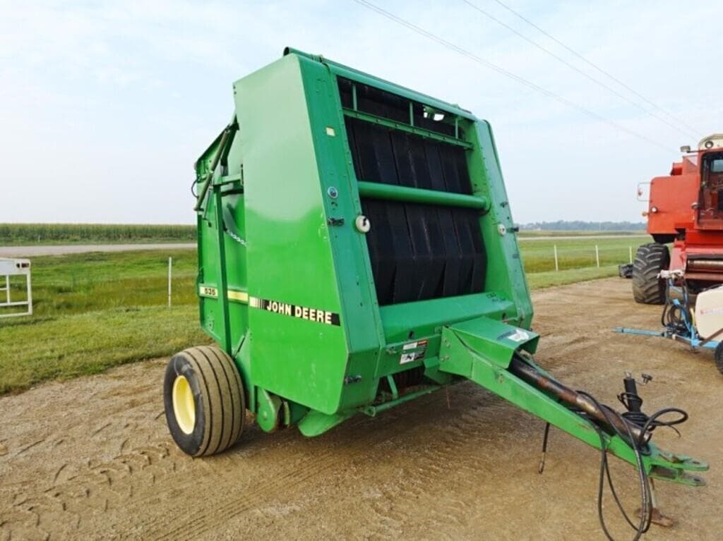 Image of John Deere 535 Primary image