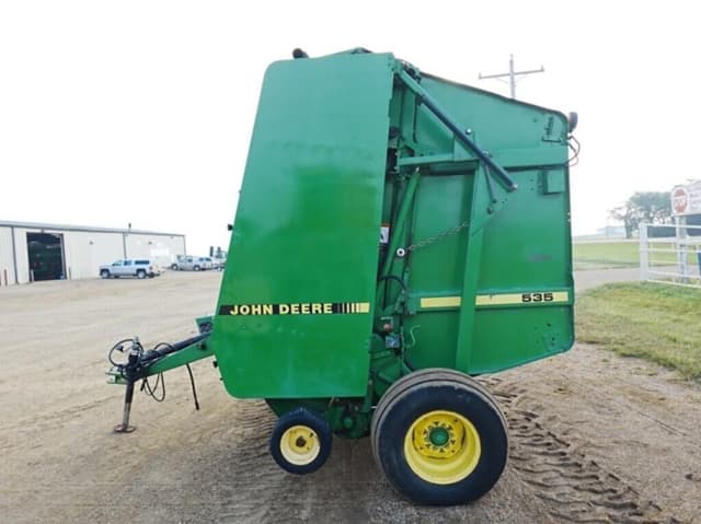 Image of John Deere 535 equipment image 3