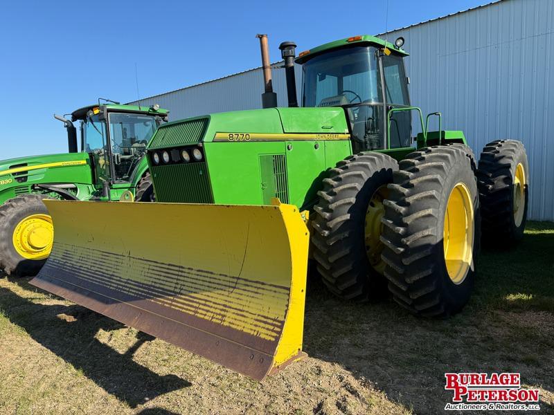 Image of John Deere 8770 Primary image