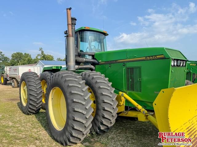 Image of John Deere 8770 equipment image 2