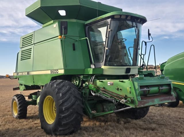 Image of John Deere 9600 equipment image 4