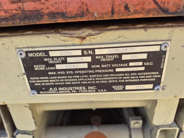 Image of JLG 2033E equipment image 3