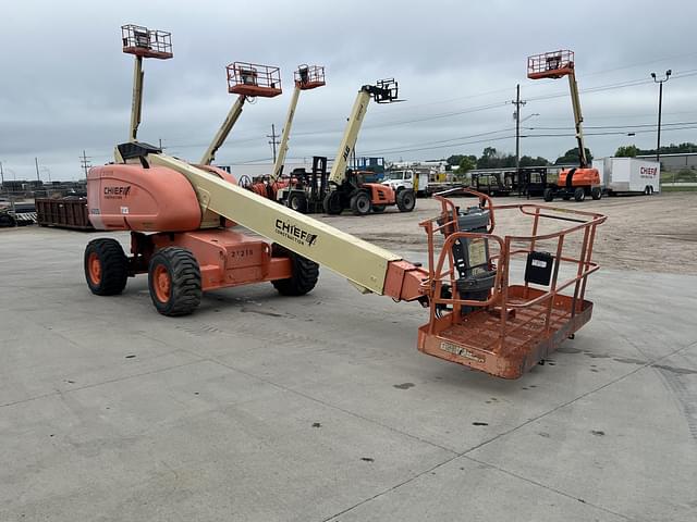 Image of JLG 600S equipment image 1