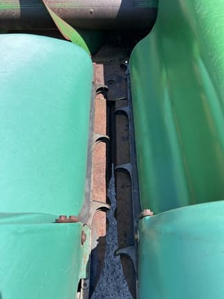 Image of John Deere 1293 equipment image 2