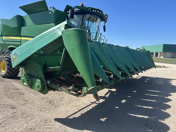 Image of John Deere 1293 equipment image 2