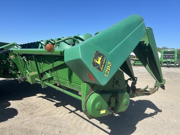 Image of John Deere 1293 equipment image 4