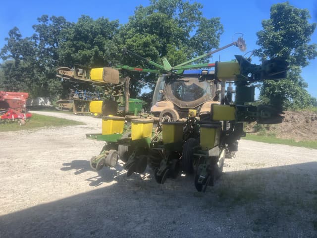 Image of John Deere 1710 equipment image 2