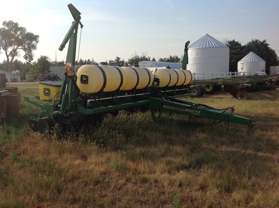 Main image John Deere 1750