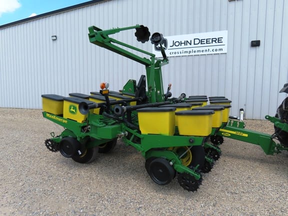 1996 John Deere 1760 Equipment Image0