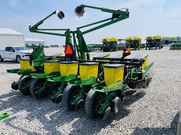 Main image John Deere 1760