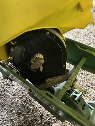 Image of John Deere 1760 equipment image 1