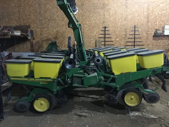 Main image John Deere 1760