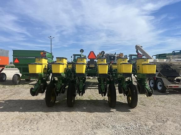 Image of John Deere 1770 equipment image 4