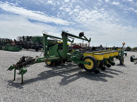 Main image John Deere 1770