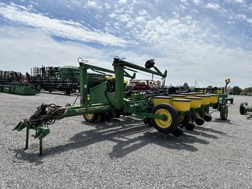 Main image John Deere 1770