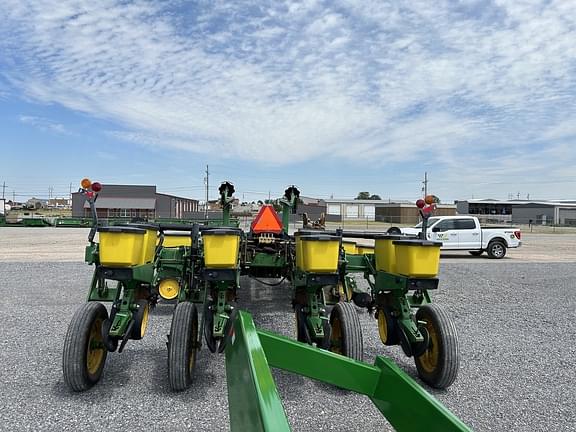 Image of John Deere 1770 equipment image 3