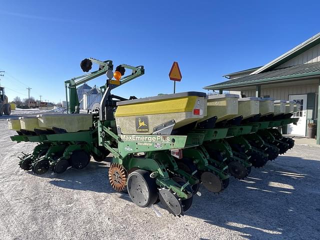 Image of John Deere 1780 equipment image 1