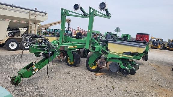 Image of John Deere 1780 equipment image 1