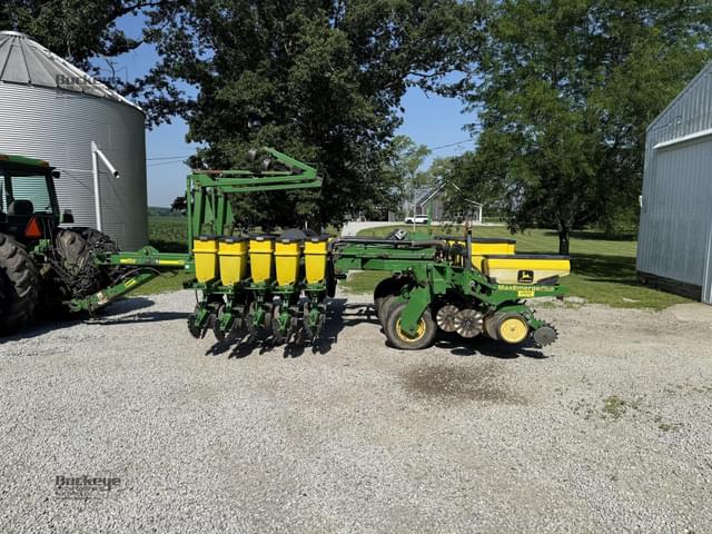 Image of John Deere 1780 equipment image 1