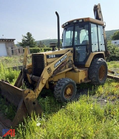 Image of John Deere 310D Primary image