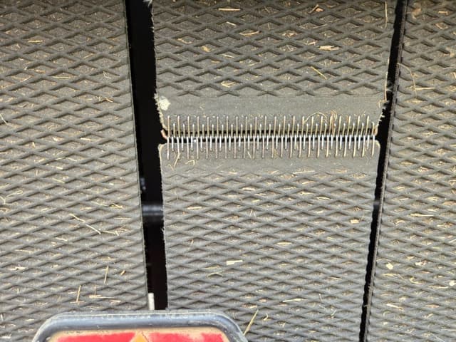 Image of John Deere 446 equipment image 3