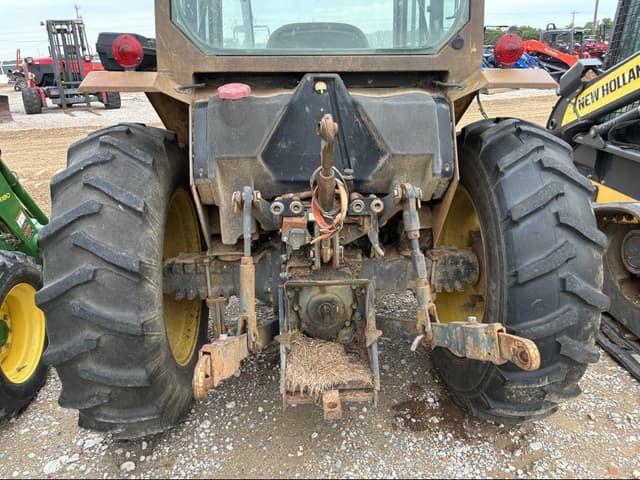 Image of John Deere 5200 equipment image 4