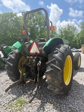 Image of John Deere 5300 equipment image 3