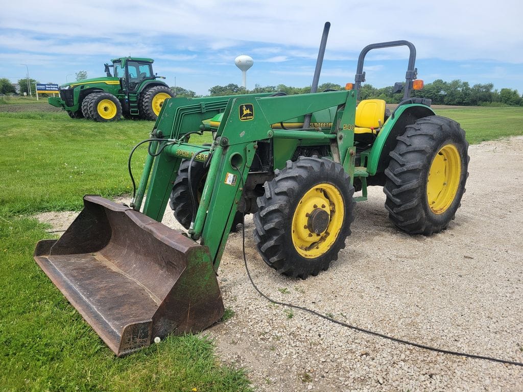 1996 John Deere 5400 Equipment Image0