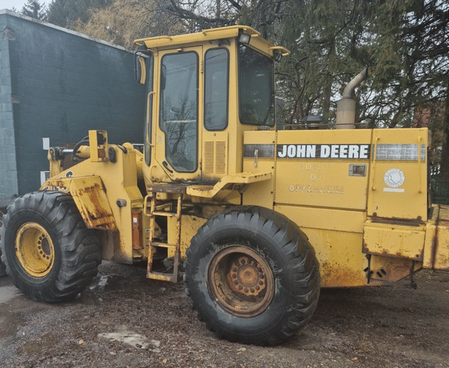 Image of John Deere 544G equipment image 1