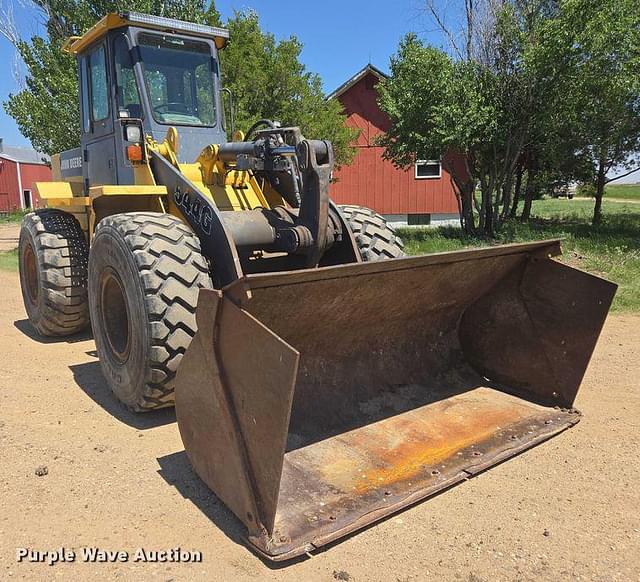 Image of John Deere 544G equipment image 2