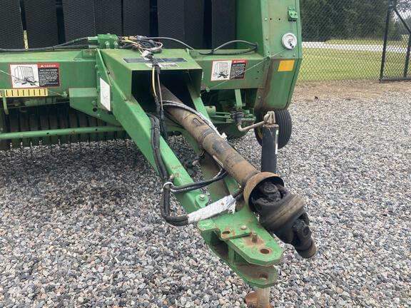 Image of John Deere 546 equipment image 4