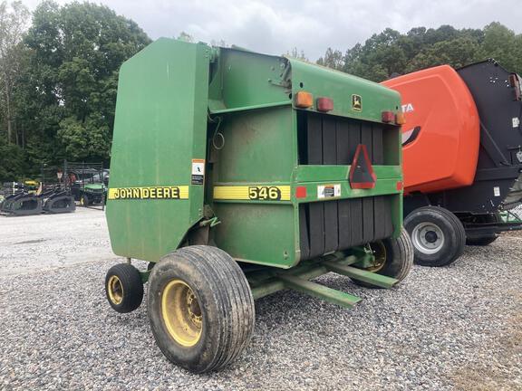 Image of John Deere 546 equipment image 3