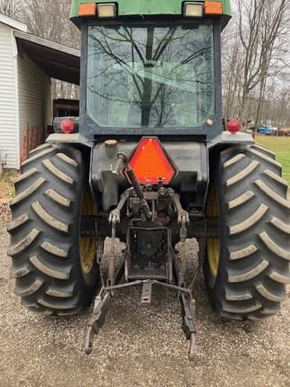 Image of John Deere 5500 equipment image 2