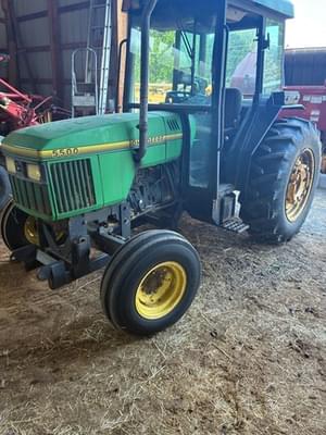 1996 John Deere 5500 Image