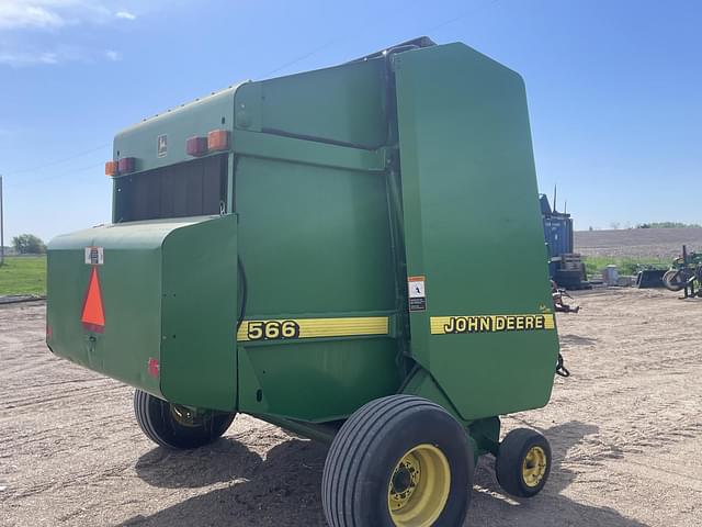 Image of John Deere 566 equipment image 4
