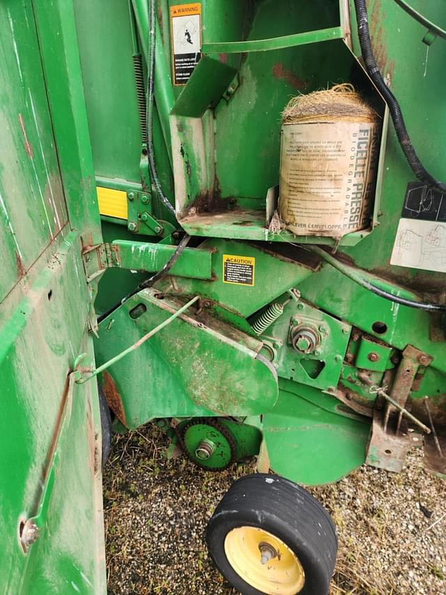 Image of John Deere 566 equipment image 3
