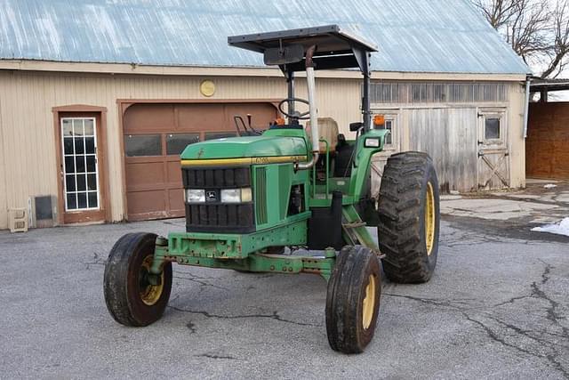 Image of John Deere 6200 equipment image 1