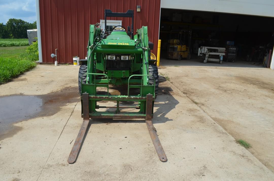 Image of John Deere 6200L Primary image