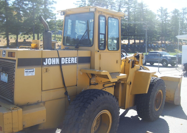 Image of John Deere 624G equipment image 2