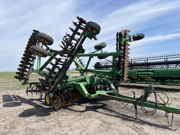 Image of John Deere 630 Primary image