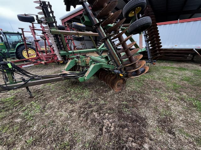 Image of John Deere 630 equipment image 3