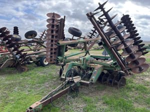 1996 John Deere 630 Image