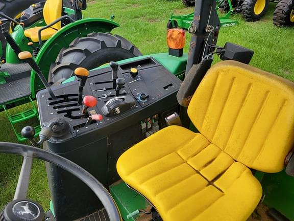 Image of John Deere 6300 equipment image 3