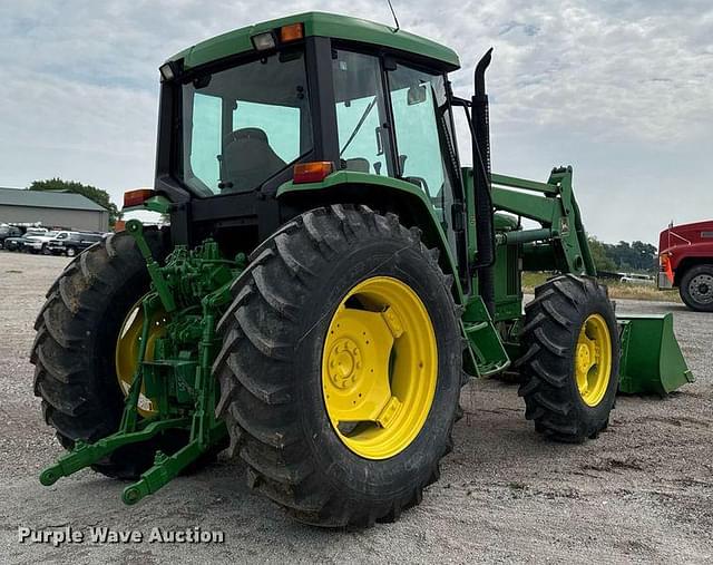 Image of John Deere 6400 equipment image 4